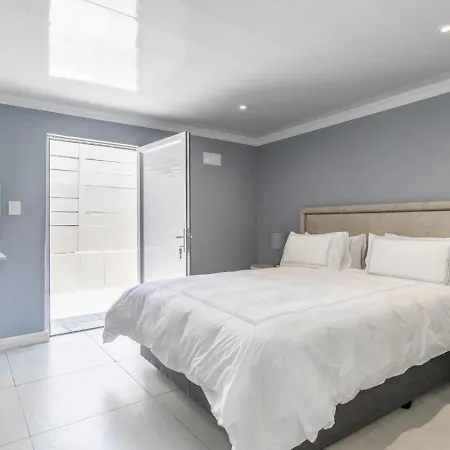 Inkantu Self-Catering Apartments Cape Town Exterior photo