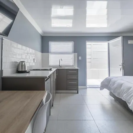 Inkantu Self-Catering Apartments Cape Town Exterior photo
